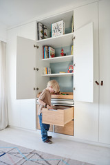 Rangement sur mesure dans chambre d'enfant