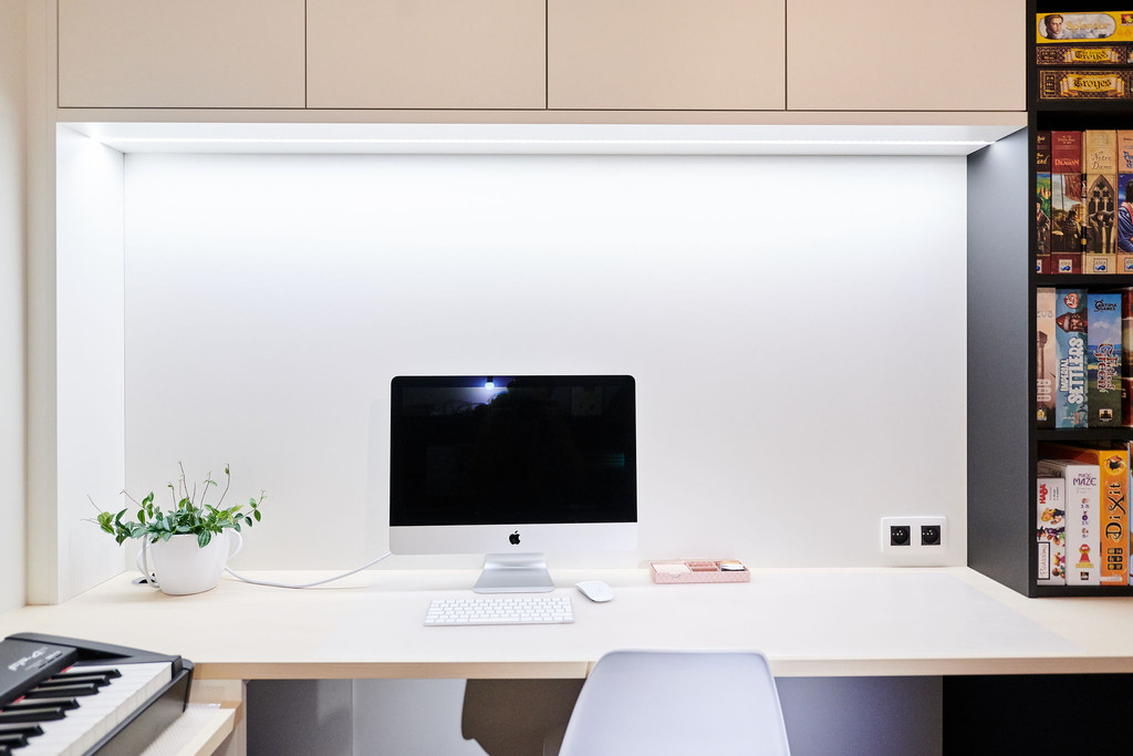 witte bureau inrichten kasten op maat