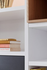 wandkast met bureau
