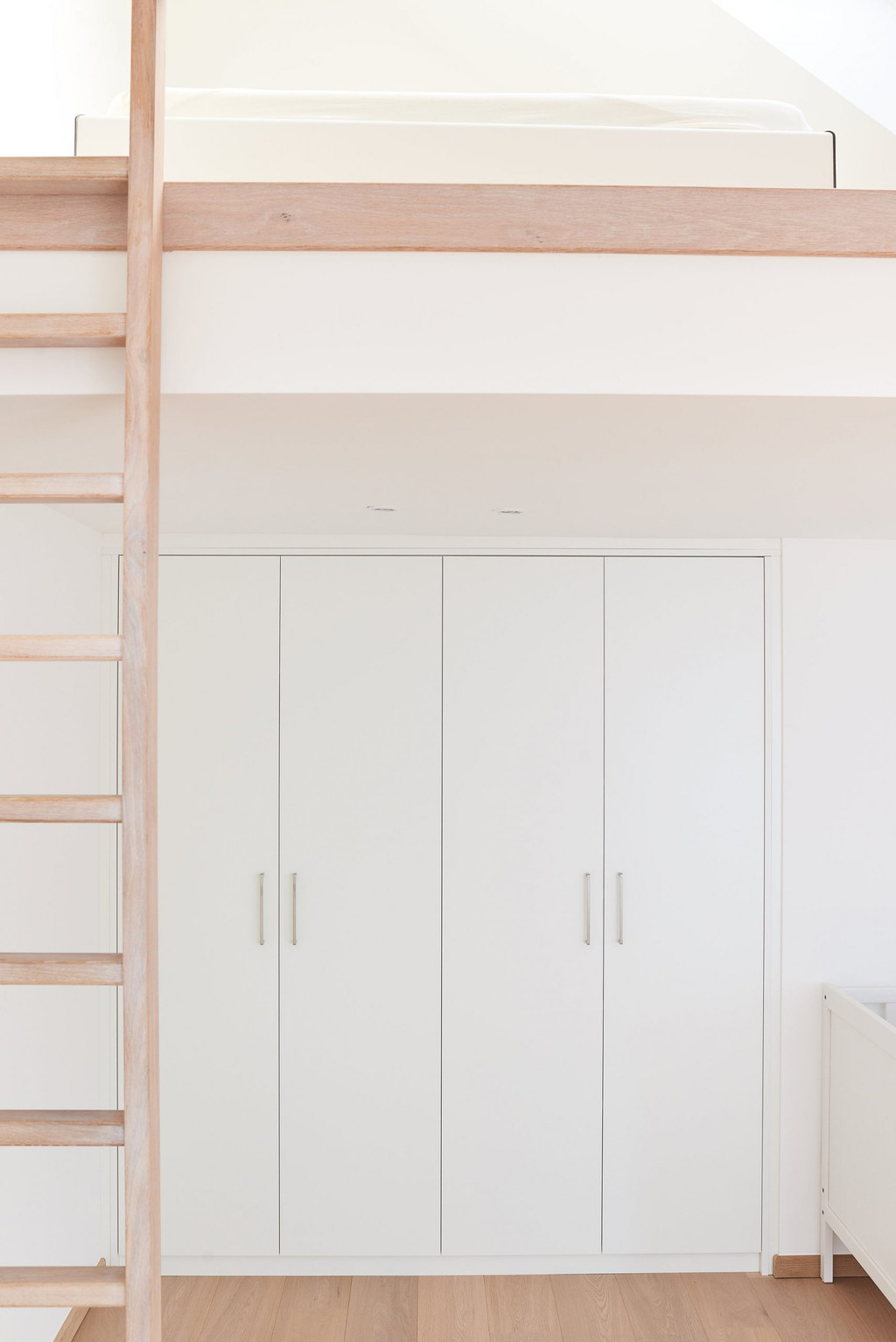 chambre enfant mezzanine placards sur mesure