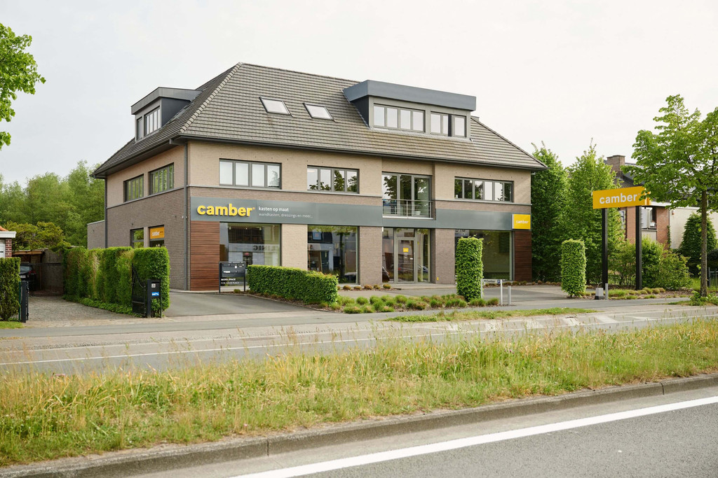 Buitenkant van de showroom in Sint-Martens-Latem