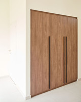 Indeling van vestiaire op maat in hout