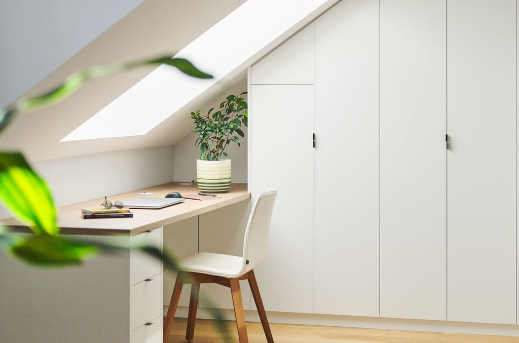 witte bureau op maat