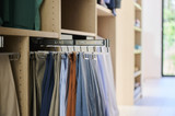 porte-pantalon dressing