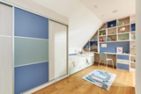 Placards sur mesure colorés pour chambre d’enfant