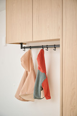 crochets porte-manteaux sur mesure