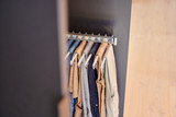 Camber dressing op maat Virginie Jodoigne doorgang broeken