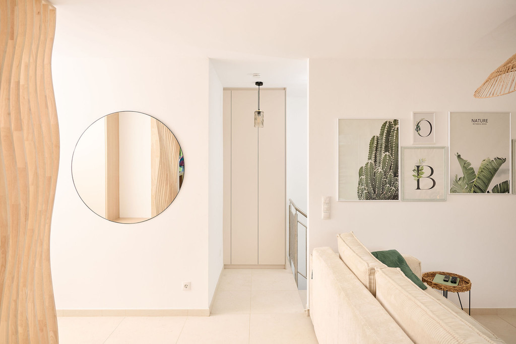 Meuble sur mesure dans le couloir de Margaux et Baptiste