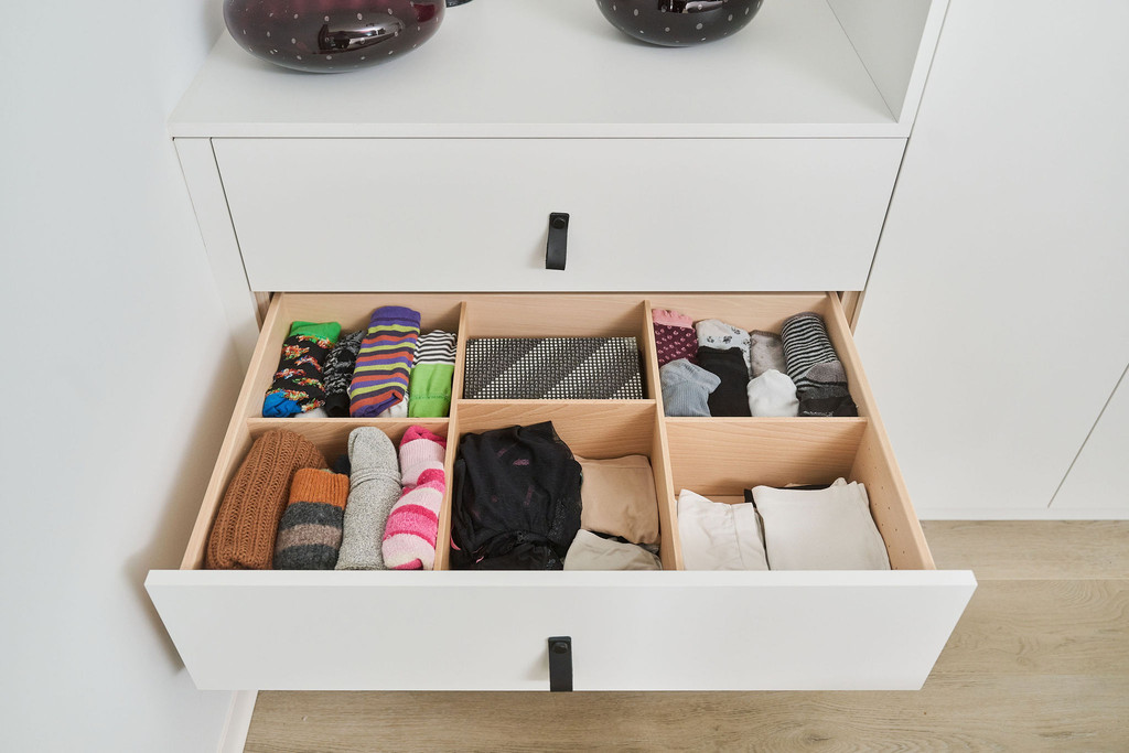 Tiroir avec compartiments pour chaussettes, sous-vêtements et ceintures