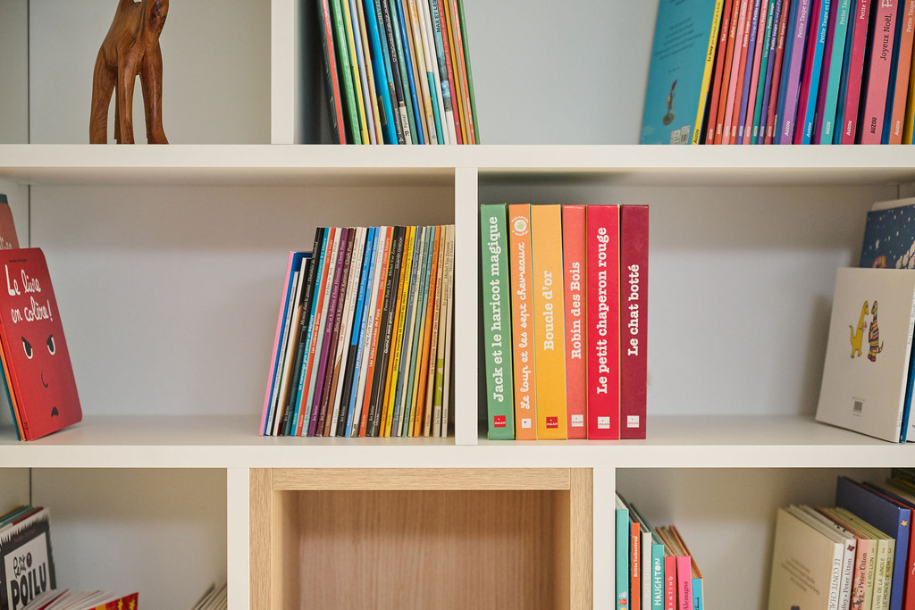 étagère pour livres d'enfants rangements sur mesure