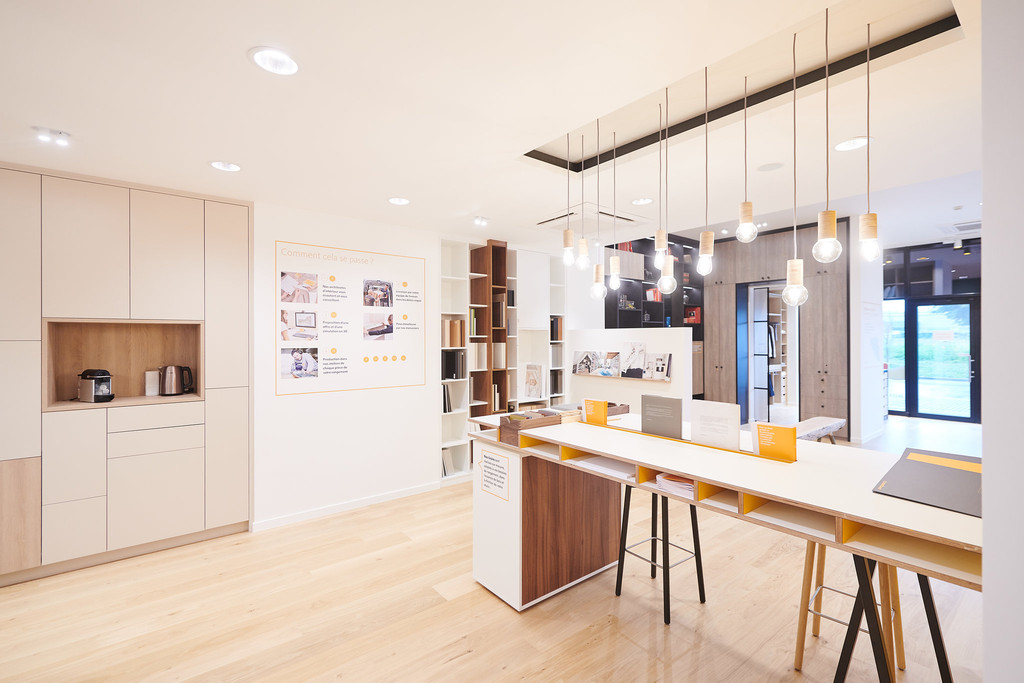 Showroom van Marche-en-Famenne met op maat kasten
