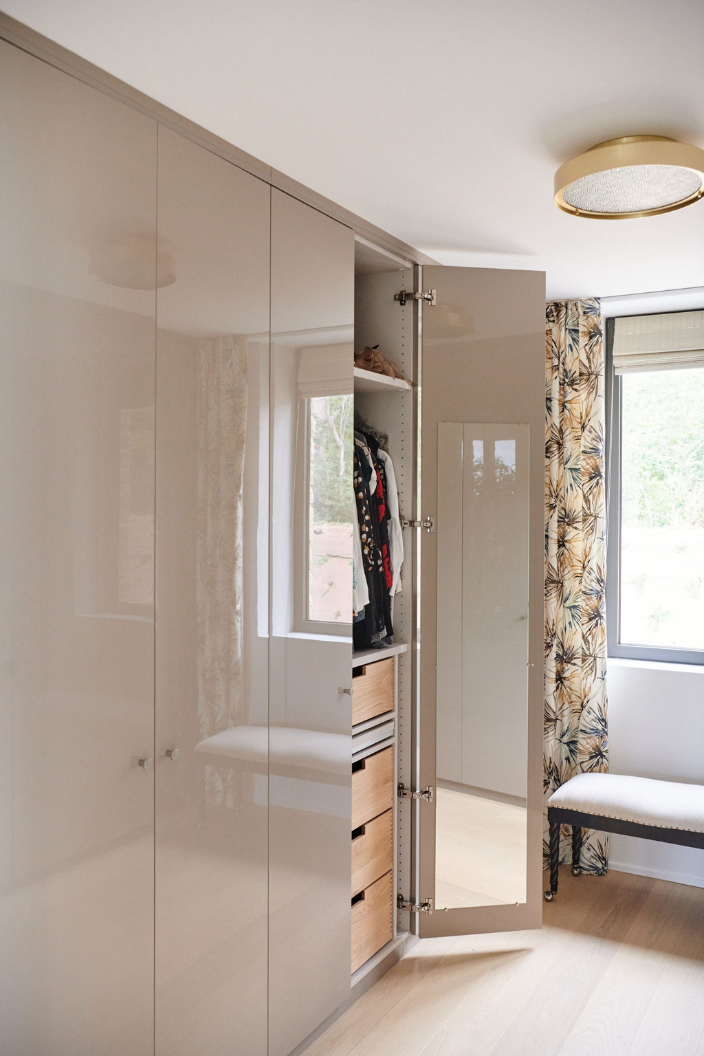inrichten grote dressing kast op maat