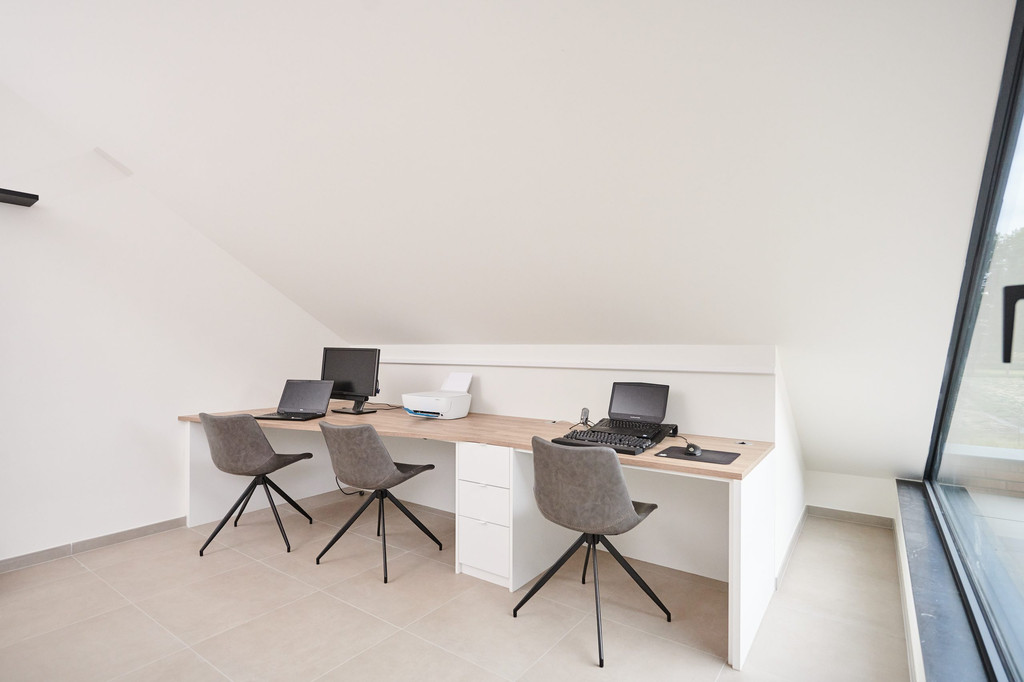 Camber tienerkamer op maat