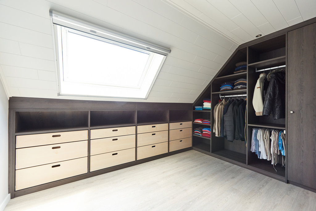 Le Dressing Sous Toit En Pente De Sophia