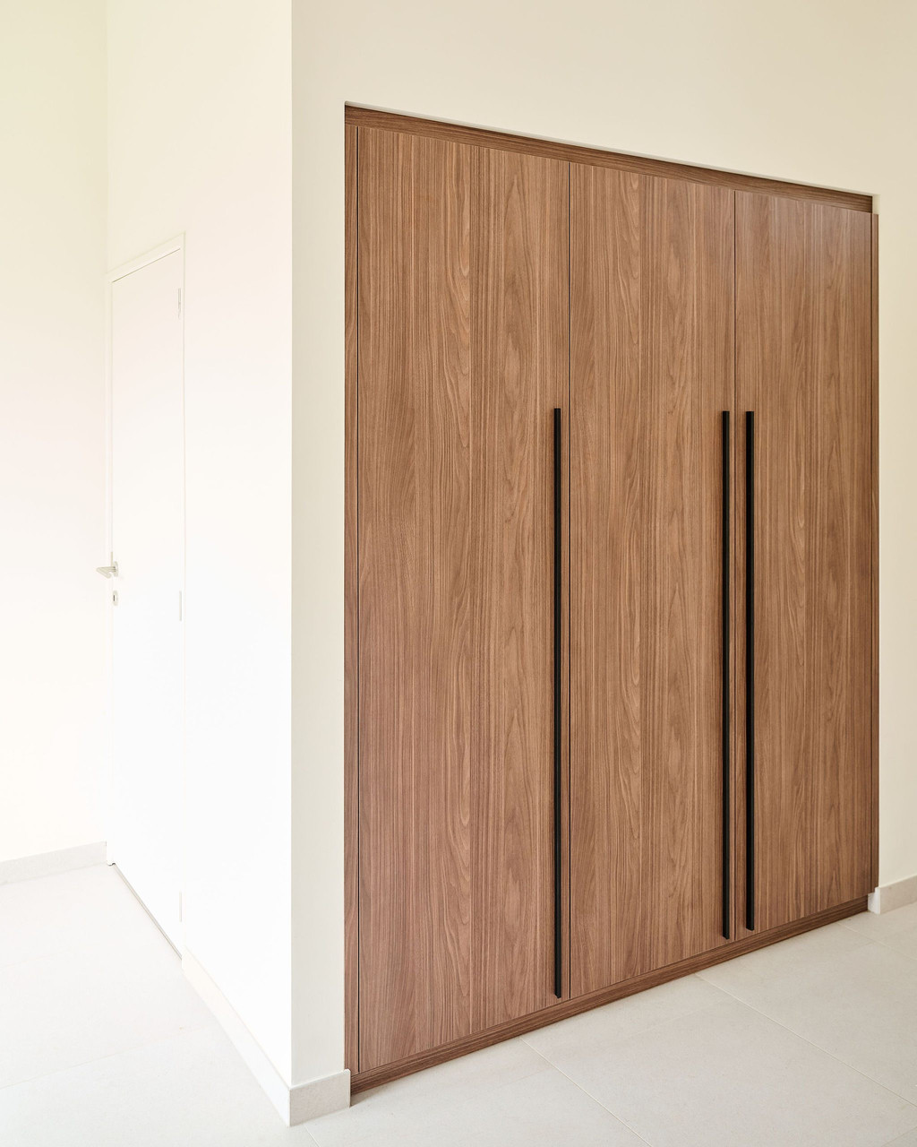 Aménagement vestiaire sur mesure en bois