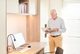 bureau avec rangements