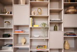 bibliothèque ouverte avec niches sur mesure
