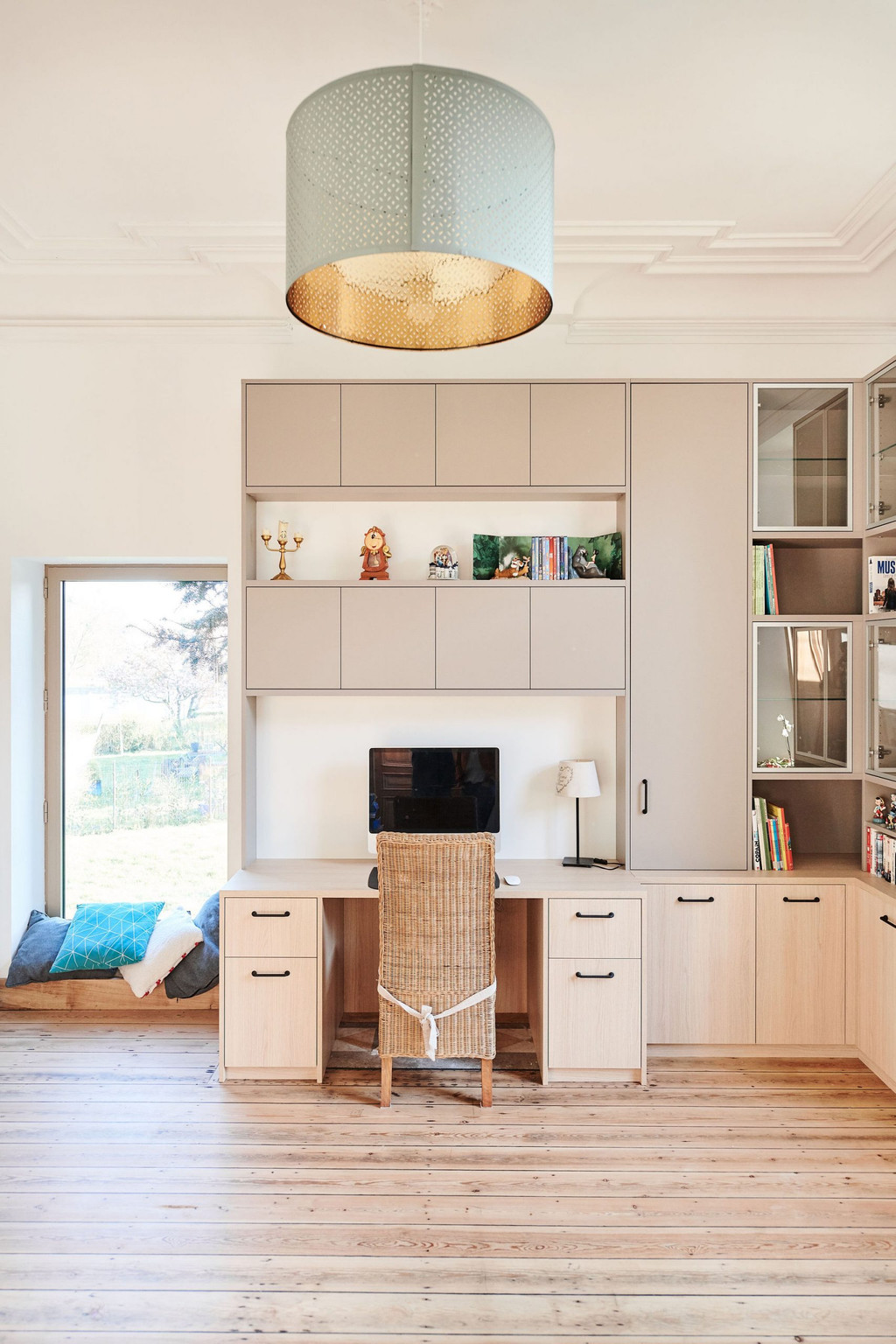 bureau inrichten kasten op maat camber