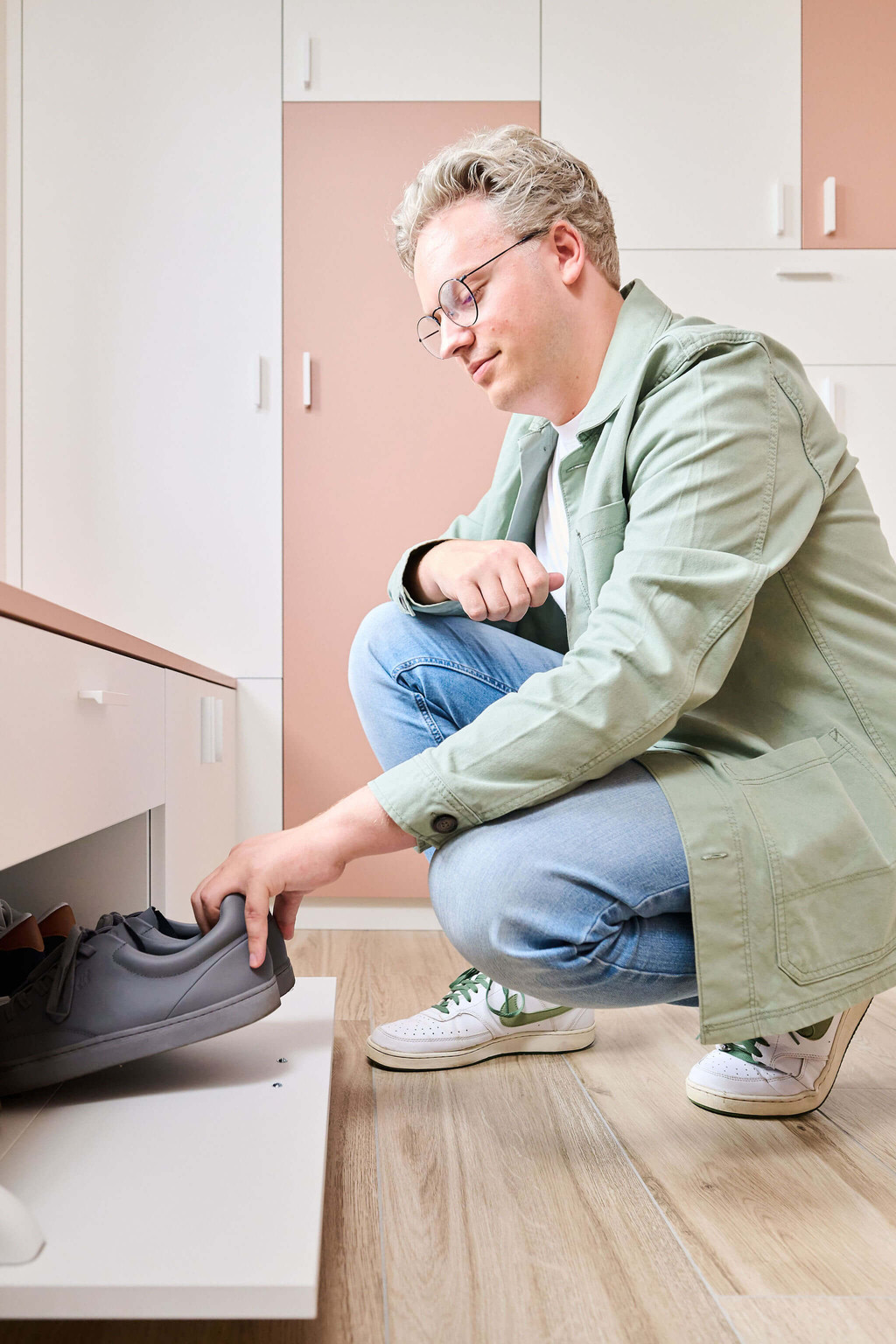 Dressing sur mesure avec banc et espace de rangement pour les chaussures