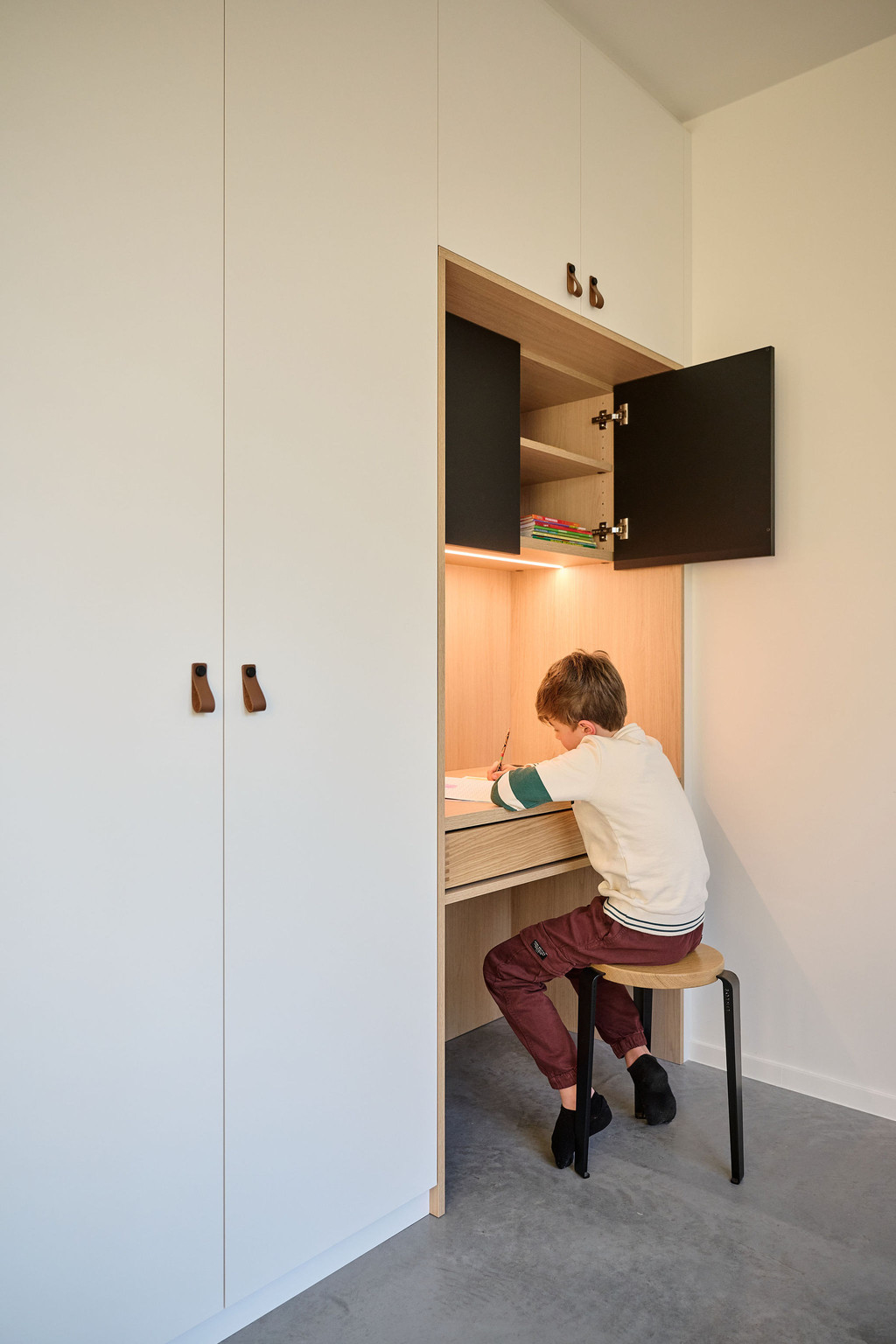 Chambre d'enfant avec bureau de Max