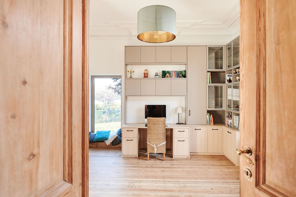 bureau inrichten kasten op maat camber