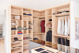 Hout open dressing op maat met centrale eiland en kasten in Rocourt