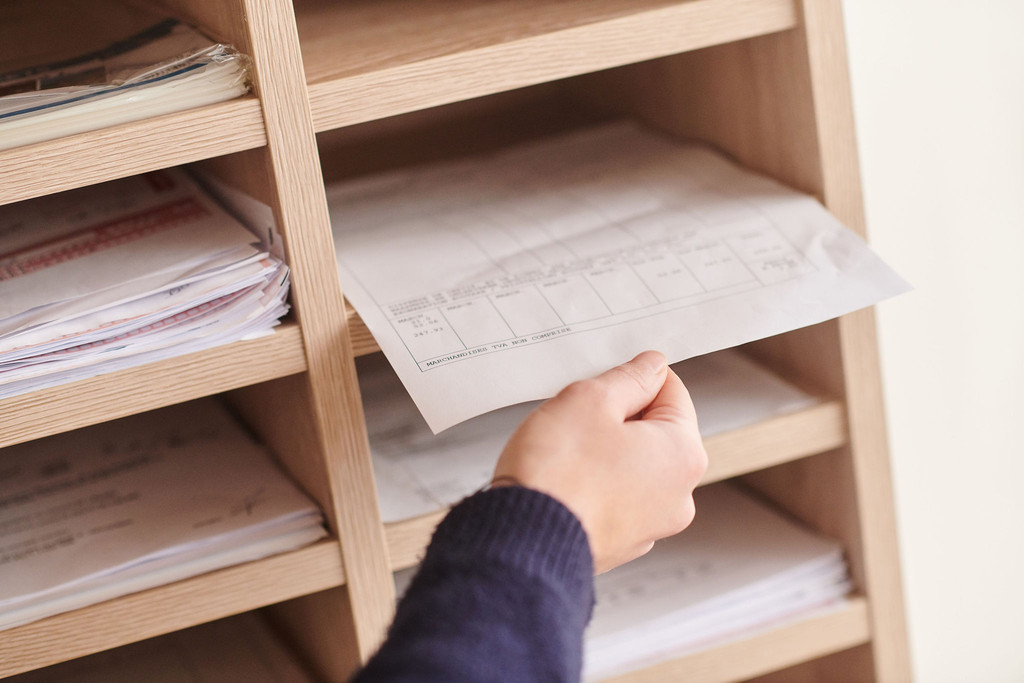 Ladenblok op maat in de bureau camber