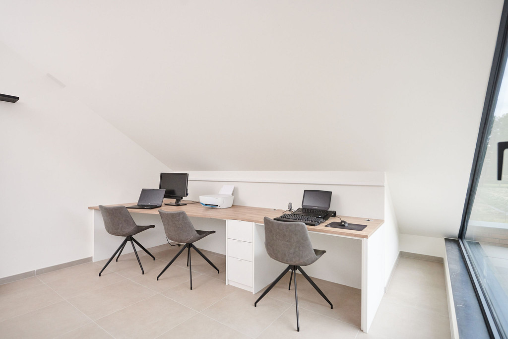 dubbele bureau inrichten kasten op maat